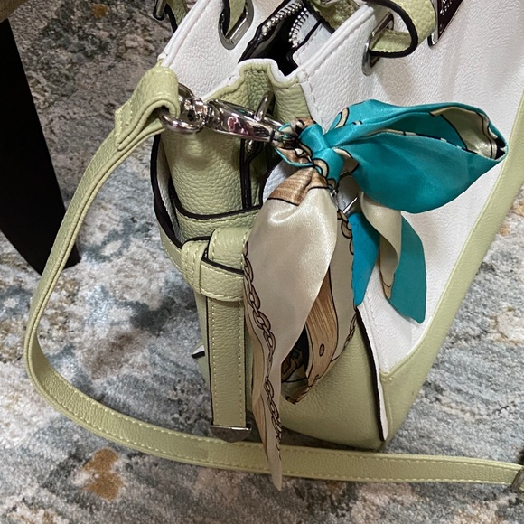 Jenna Kator Satchel in White and Light Green - Picture 4 of 15